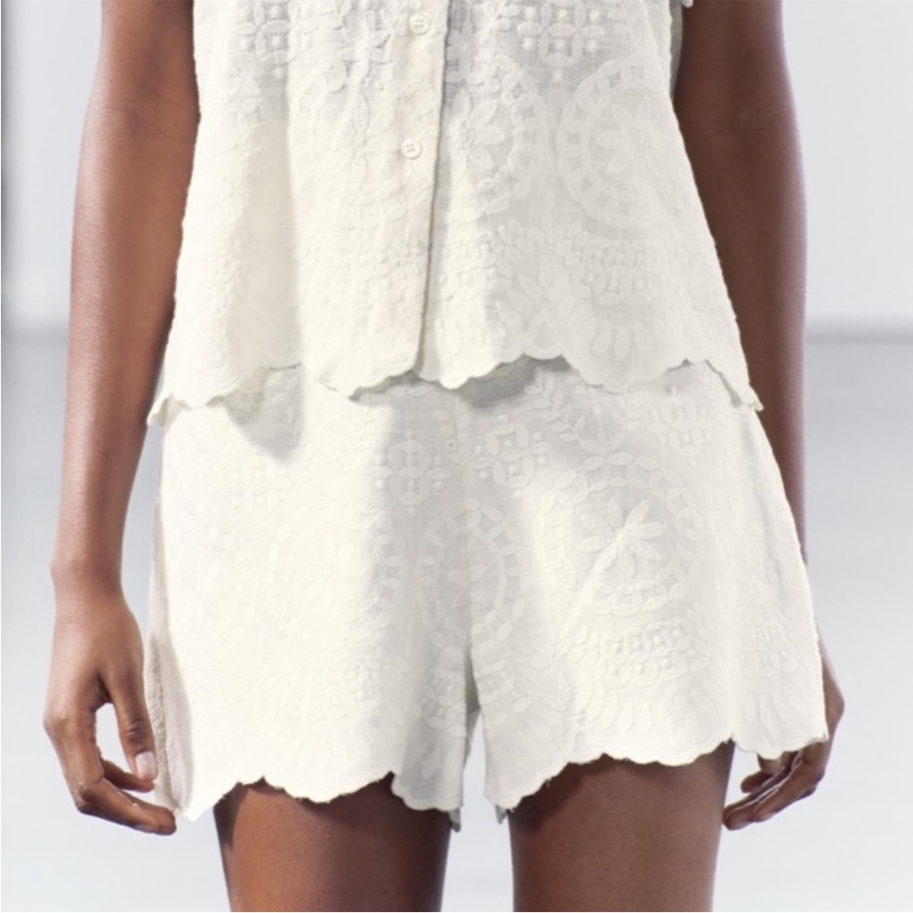 NWT Zara White Embroidered Shorts - Picture 3 of 7